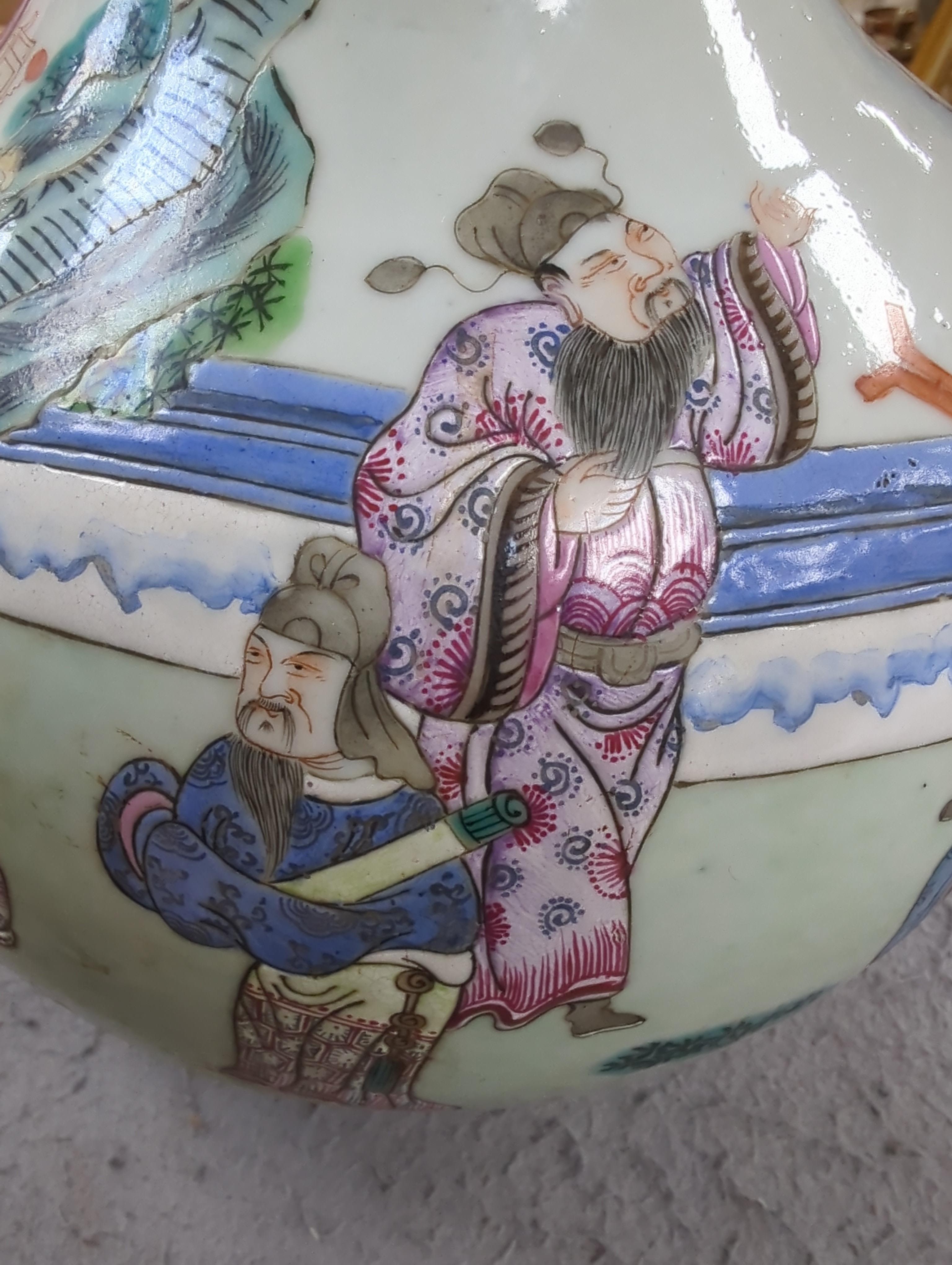 A Chinese famille rose bottle neck vase, 34cm